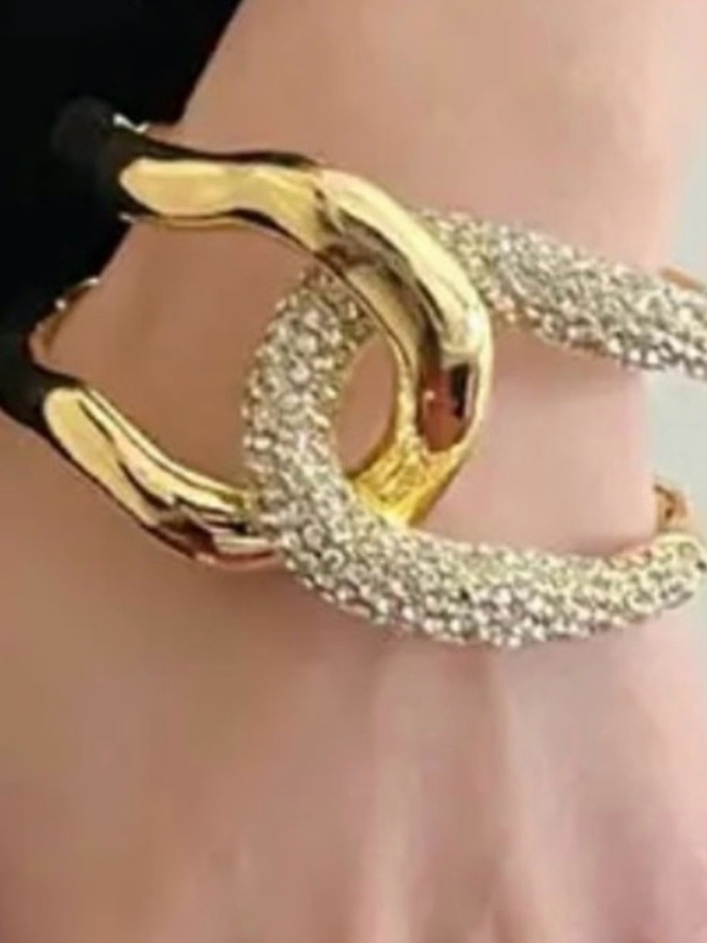 Interlocked Cuff Bracelet Pave’ Crystal Chunky Gold Alexis Bittar STYLE JA17